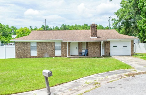 Myrtle Grove Casa | 3-bedroom house 15 min from Perdido Beach!