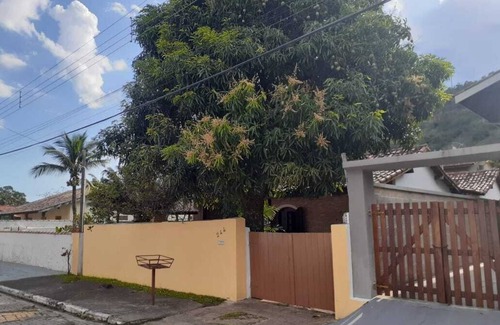 Praia de Barequecaba Casa | 3-bedroom house 300 meters from the beach