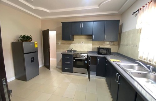 Dzorwulu Casa | 3-bedroom house at East Legon with 24hr security and solar powered lights