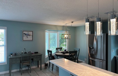 Laurel Casa | 3-bedroom house, beautiful pool and landscape, short walk to Casey Key Beach