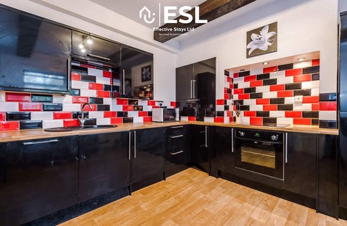 Blacon Casa | 3 Bedroom House - Garden-Parking