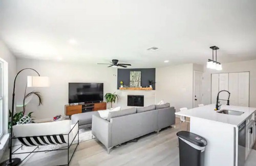 Allen Casa | 3-bedroom house in Allen with Garage