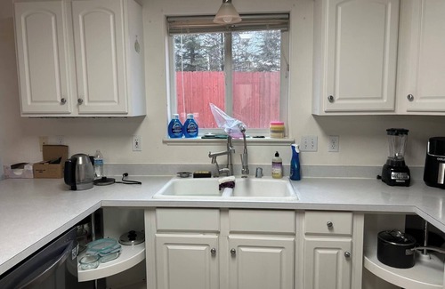 Sand Lake Casa | 3-bedroom house in beautiful Anchorage near Airport