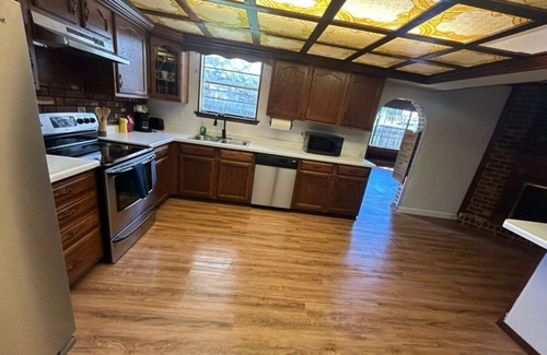 Marrero Casa | 3-bedroom house in beautiful Marrero with WiFi, AC. Start your getaway now