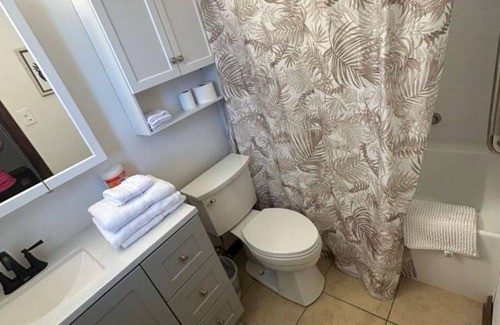 Marrero Casa | 3-bedroom house in beautiful Marrero with WiFi, AC. Start your getaway now