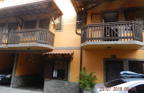 Pero Casa | Casa de 3 dormitorios en el centro de Peró / Cabo Frio - 2 suites