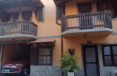 Pero Casa | Casa de 3 dormitorios en el centro de Peró / Cabo Frio - 2 suites