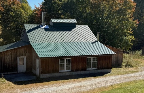 Enosburg Falls Casa | 3-bedroom house in charming country setting close to major ski resorts