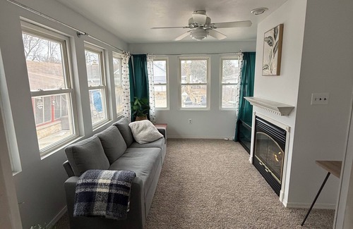 Green Bay Casa | 3-bedroom house in delightful Green Bay with AC, WiFi
