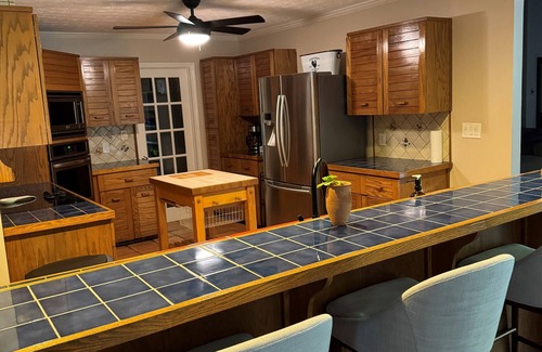 McDonough Casa | 3-bedroom house in fabulous McDonough with AC