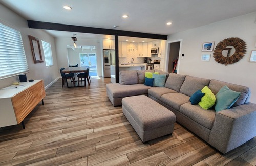 Fire Mountain Casa | 3-bedroom house in fabulous Oceanside 1 mile to beach