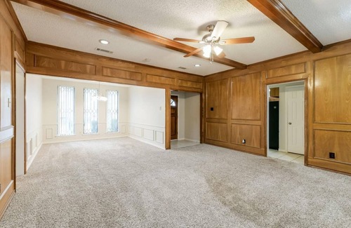 DeSoto Casa | 3-bedroom house in fantastic DeSoto with AC, WiFi
