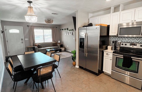 Homosassa Casa | 3-bedroom house in Homosassa with WiFi, AC. Book now