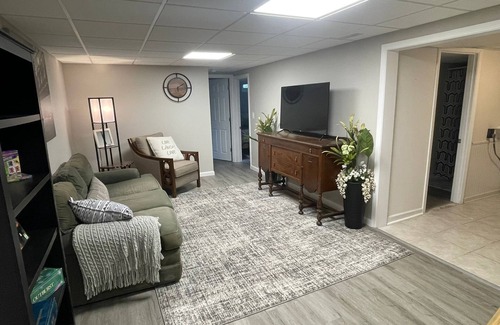 Moorhead Casa | 3-bedroom house in Moorhead in nearby colleges