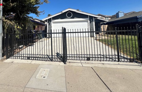 South Natomas Casa | 3-bedroom house in perfect Sacramento with AC
