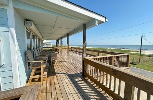 Lakeview  Jefferson County Casa | 3-bedroom house in peaceful Little Florida Beach with WiFi, AC