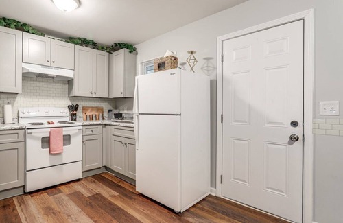 Belvedere Park Casa | 3-bedroom house in perfect Decatur with AC