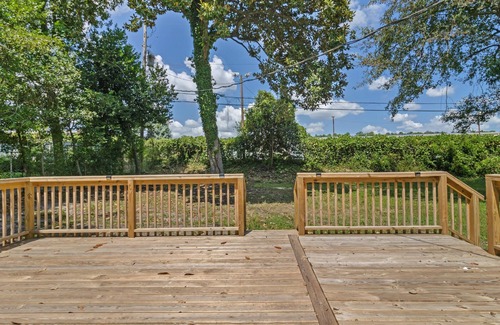 Cayce Casa | 3-bedroom house in The Avenues near Downtown Columbia within minutes of USC