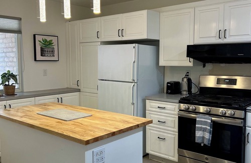 Alamedan Valley Casa | 3-bedroom house in charming Albuquerque with AC