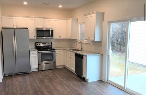 Douglasville Casa | 3-bedroom house in nice Douglasville with WiFi, AC. Enjoy your stay