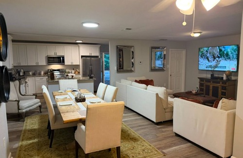 Old Aurora Casa | 3-bedroom house in delightful New Orleans with outdoor space and parking