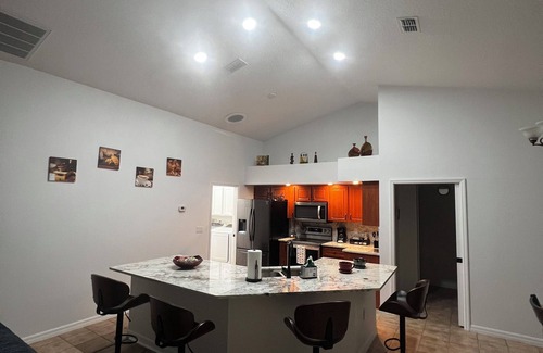 Spring Hill Casa | 3-bedroom house in peaceful Spring Hill with WiFi, AC