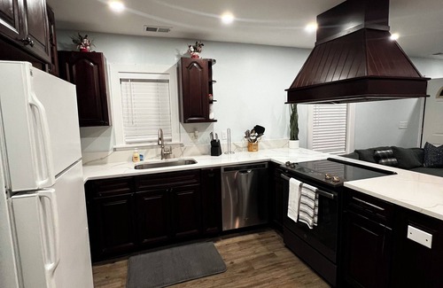 Hanahan Casa | 3-bedroom house in welcoming Hanahan
