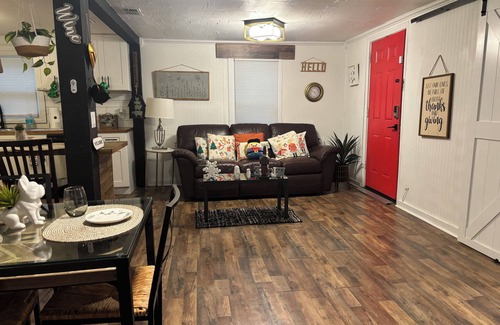 Plymouth Casa | 3-bedroom house in welcoming Apopka near to the springs