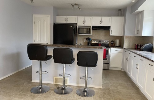 Bridlewood Casa | 3 Bedroom House Located Close to Spruce Meadows!