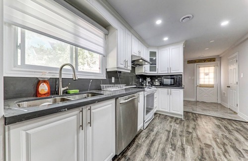 Scugog Cabaña | 3 bedroom house near scugog lake