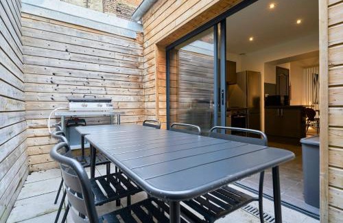 Tourcoing Casa | 3 bedroom house with courtyard, near metro