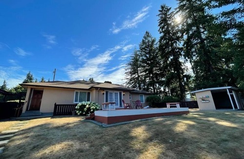 Puyallup Casa | 3 Bedroom House with large Garden - Pet friendly