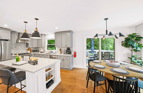 Fennville Casa | 3-bedroom house with theater-game room-pet friendly in beautiful Fennville