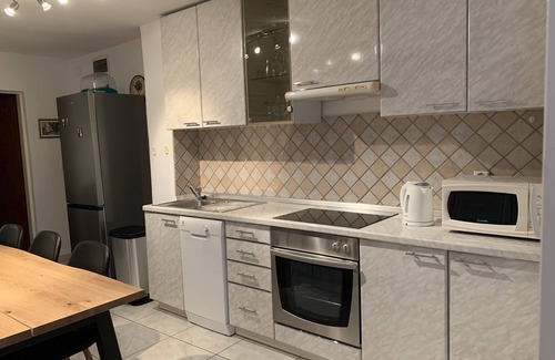 Orebic Villa | Villa de 3 dormitorios, uno en planta baja, jardín, zona tranquila, a 5 minutos a pie del mar