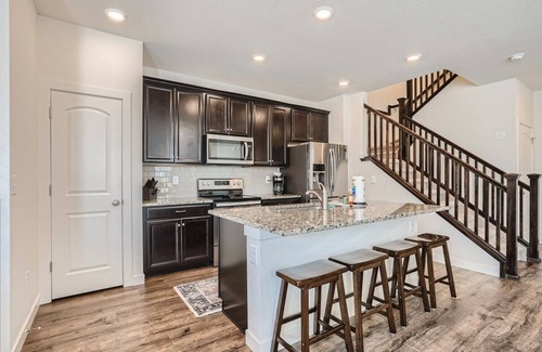 Aurora Casa | 3 bedroom in Incredible Saddle Rock Area