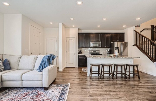 Aurora Casa | 3 bedroom in Incredible Saddle Rock Area