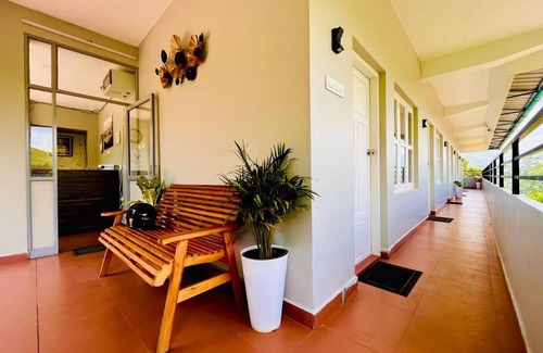Kannan Devan Hills Casa | 3 Bedroom in Tea Estate