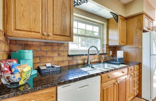 Tavares Cabaña | 3 Bedroom Lakefront Retreat Near Downtown Tavares