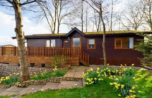 South Lakeland Leisure Village Casa | 3 Bedroom Lakeview Lodge - Ensuite & Balcony Deck