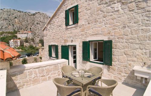 Omis Apartamento | 3 Bedroom Lovely Apartment In Omis