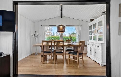 Kirke Hyllinge Casa | 3 Bedroom Lovely Home In Kirke Hyllinge