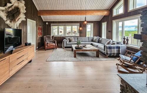 Kongsberg Casa | 3 Bedroom Lovely Home In Skollenborg