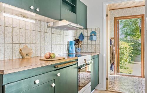 Hong Casa | 3 Bedroom Lovely Home In Høng