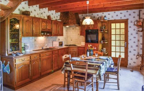 Plouha Casa | 3 Bedroom Lovely Home In Plouha