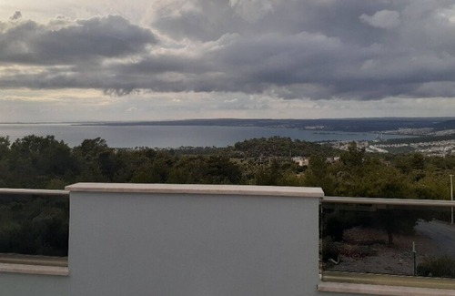 Akbuk Apartamento | 3 Bedroom Modern Duplex overlooking Akbuk Bay