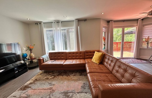Halifax Casa | 3-Bedroom Modern House in Welcoming Halifax