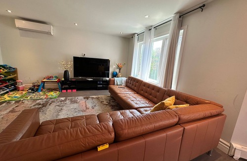 Halifax Casa | 3-Bedroom Modern House in Welcoming Halifax