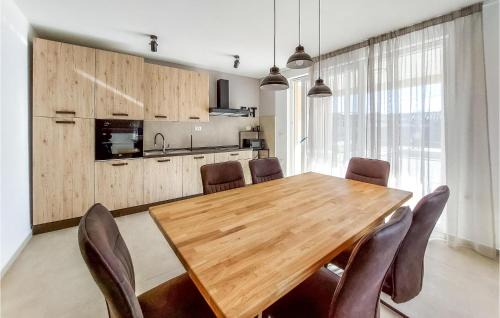 Boljevici Casa | 3 Bedroom Nice Home In Krsan