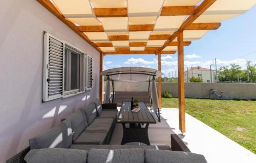 Poljica Casa | 3 Bedroom Nice Home In Nin