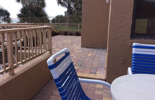 New Smyrna Beach Complejo | CONDO DE 3 DORMITORIOS FRENTE AL MAR